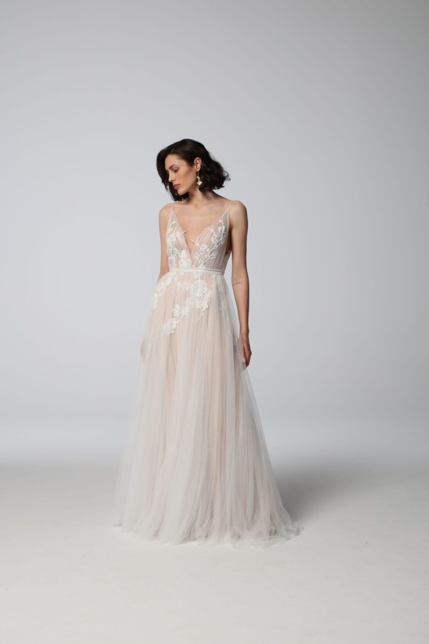 Blanche Showroom de robes de mariée - La Rochelle - Robes de mariée Anna Kara - Mariage