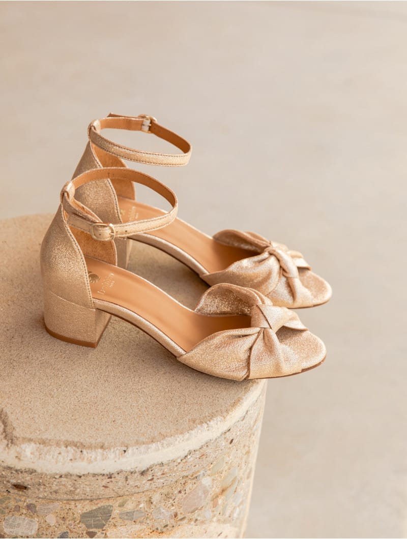 Blanche Showroom de robes de mariée - La Rochelle - Chaussures de mariée - Bobbies - Mariage