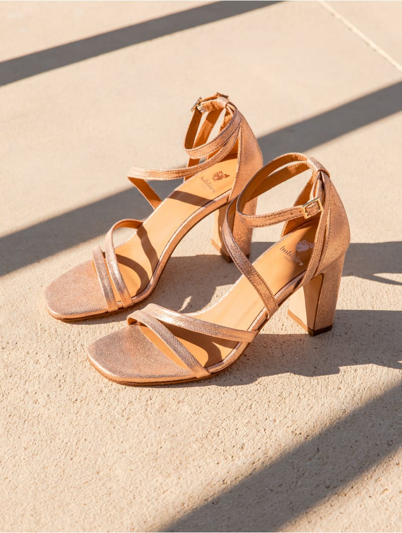 Blanche Showroom de robes de mariée - La Rochelle - Chaussures de mariée - Bobbies - Mariage